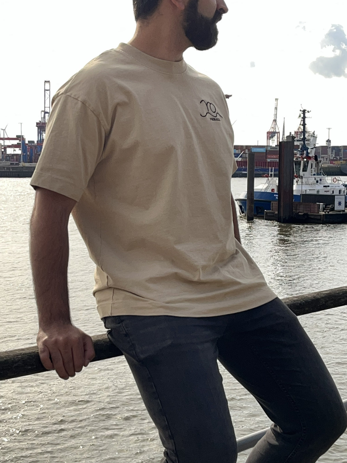 FEBALL Oversized Heavyweight T-Shirt – 270 GSM